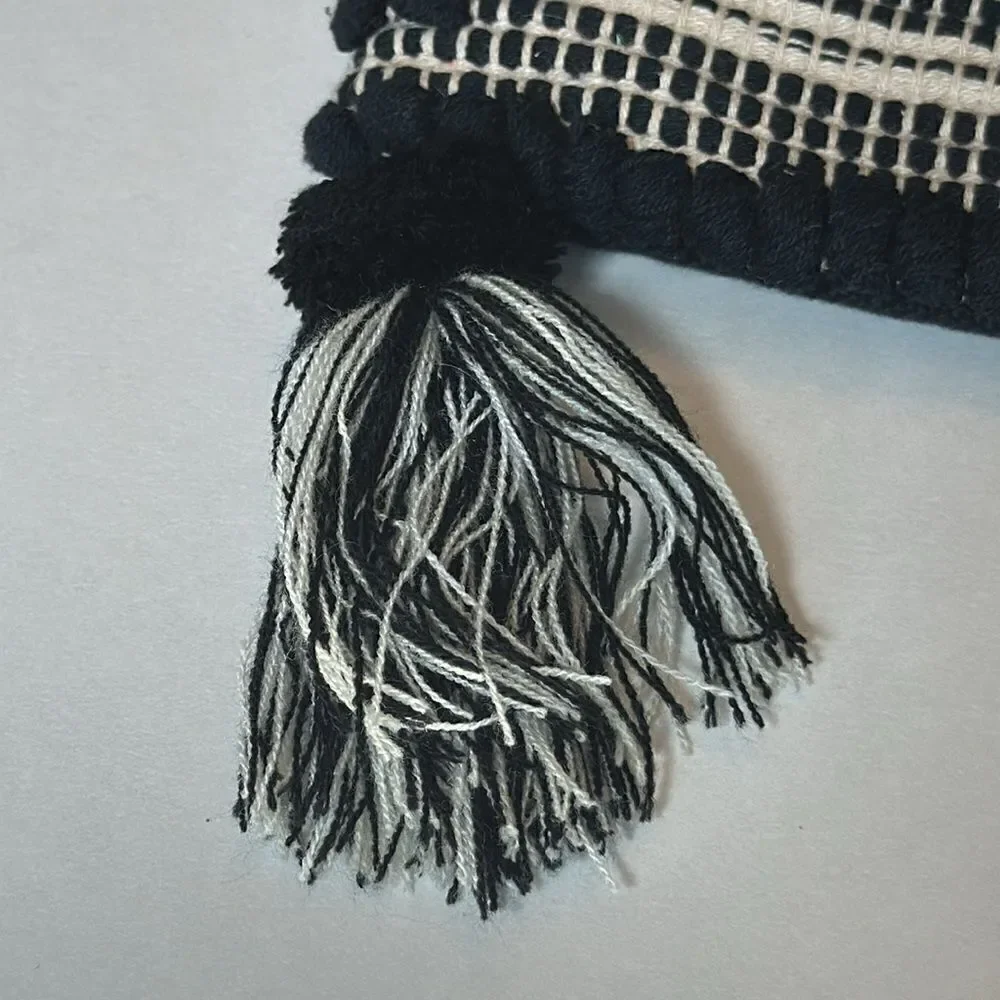 AMERICA & BEYOND Women's Woven Fringe Crossbody Bag Purse Black/White